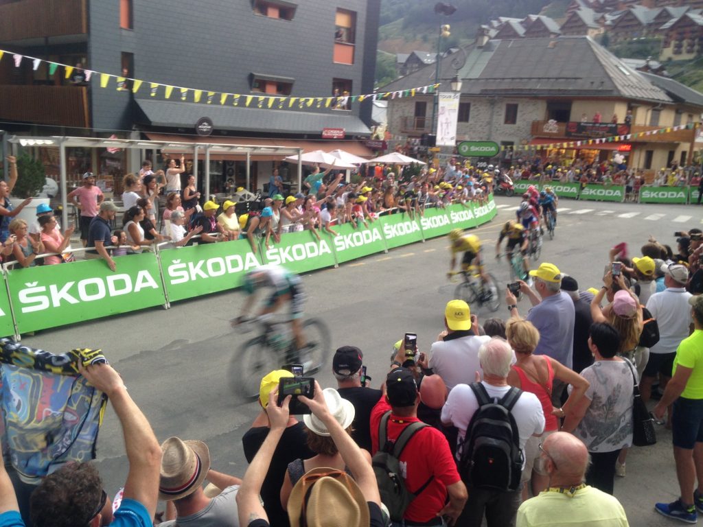 Sprint finish in Valloire in the Tour de France